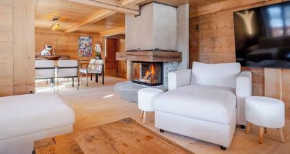 The Gstaad Hideaway â Peaceful Chalet with Mountain Views