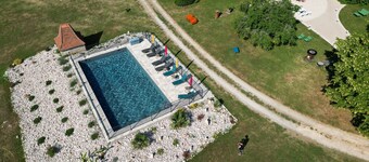 Cosy gîte with shared pool - Domaine du Gravier - Gramat