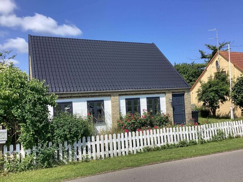 6 Person Holiday Home in Horslunde