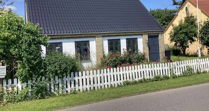 6 Person Holiday Home in Horslunde
