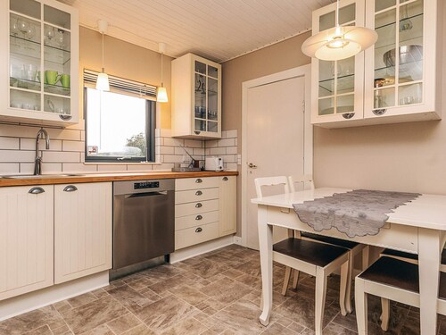 6 Person Holiday Home in Horslunde