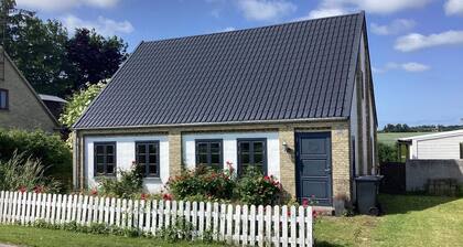 6 Person Holiday Home in Horslunde