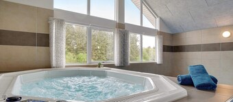5 Star Holiday Home in Spottrup