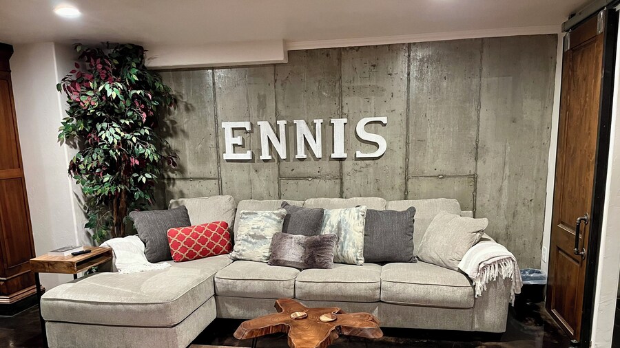 Mountain View Retreat