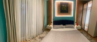 city center 1-bedroom apartment with WiFi and AC in delightful Shkodër