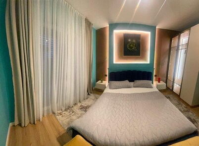city center 1-bedroom apartment with WiFi and AC in delightful Shkodër
