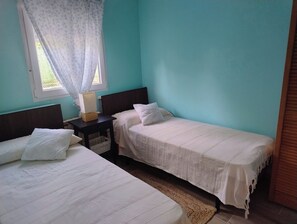 6 Schlafzimmer, Bügeleisen/Bügelbrett, kostenloses WLAN, Bettwäsche