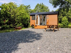 Cottage | Interior - Shepherds Hut 2 (Preston)