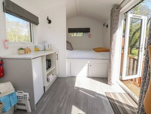 Cottage - Butterfly Hut 2 (Preston)