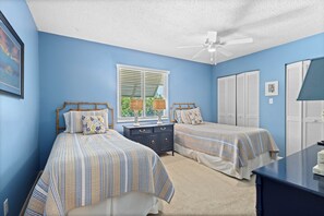 2 chambres, fer et planche à repasser, Wi-Fi gratuit, draps fournis