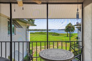 Outdoor dining - Pelican Harbour, Beach Club T2 Condo by RVA (Longboat Key)