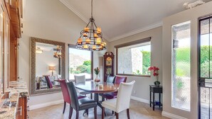 Unclassified image, 3 of 30, button - Chic, Walkable Desert Retreat - Private & Serene (Palm Springs)