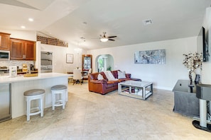 House (3 Bedrooms) | Interior - 6 Mi to Beach: Family Oasis w/ Pool in Cape Coral (Cape Coral)