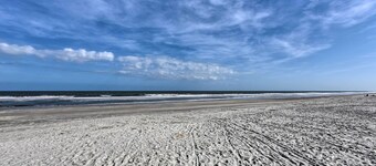 Private Beach Access: Hilton Head Island Condo!