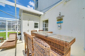House (5 Bedrooms) | Interior