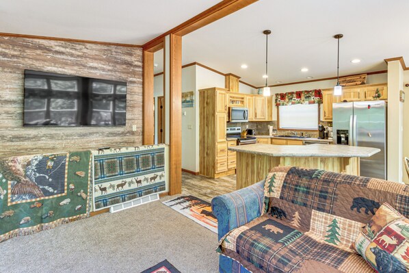 House (2 Bedrooms) | Interior