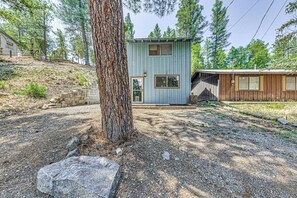 Interior - < 1 Mi to Grindstone Lake: Cabin w/ Large Yard! (Ruidoso)