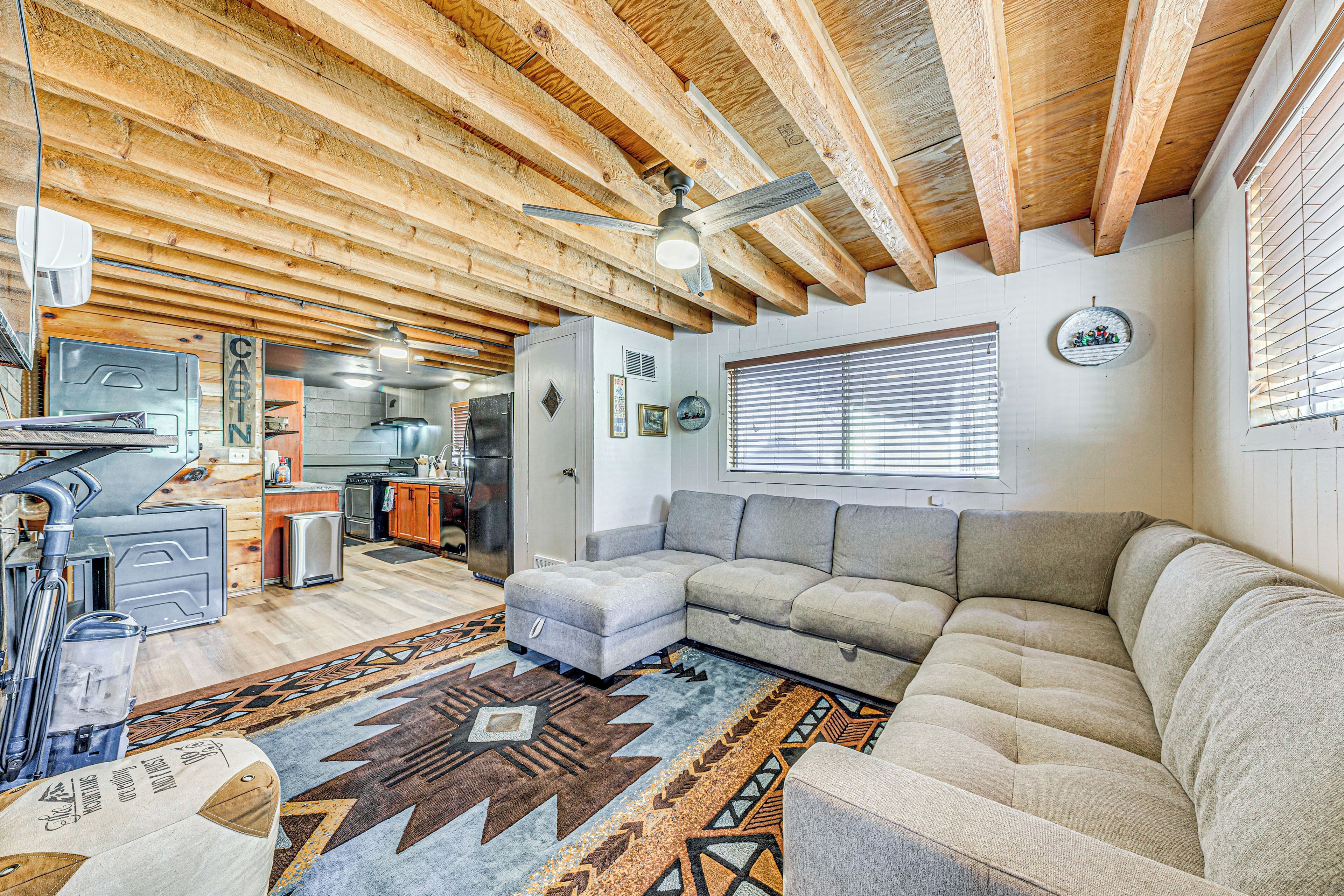 บ้านพัก (2 Bedrooms) | ด้านหน้าที่พัก