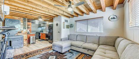 House (2 Bedrooms) | Front of property