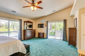 House (3 Bedrooms) | Interior - 10 Mi to Redding: Serene Escape w/ Spacious Yard! (Anderson)