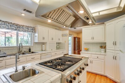 10 Mi to Redding: Serene Escape w/ Spacious Yard!