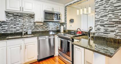 1 Mi to Millyard District: Unit w/ Furnished Porch