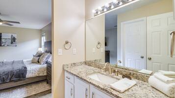 House (3 Bedrooms) | Bahagian dalam