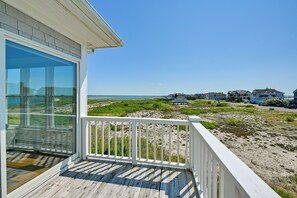 Interior - Panoramic Ocean Views: Westhampton Haven w/ Pool (Westhampton Beach)
