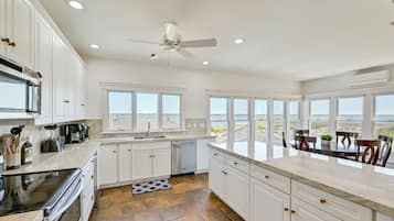 House (Multiple Bedrooms) | Bahagian dalam