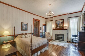 House (1 Bedroom) | Interior