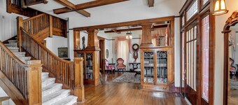 Walk to Lawrenceburg Square: Home for Large Groups