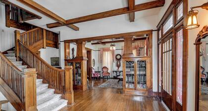 Walk to Lawrenceburg Square: Home for Large Groups