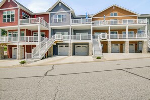 Apartment (1 Bedroom) | Interior