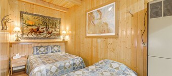 Close to Green River: Quaint Mtn-view Studio!