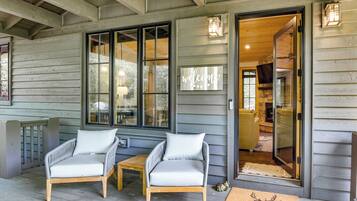 House (2 Bedrooms) | Bahagian dalam