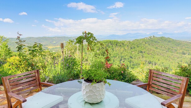 Interior - Unique Mountain-view Dome Home in Weaverville (Weaverville)