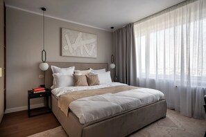 Apartment | 2 bedrooms, desk, Internet - Views of all the Palaces 2BR Stunner (Bucharest)