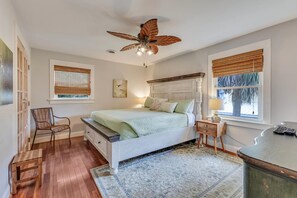 4 bedrooms, WiFi, bed sheets