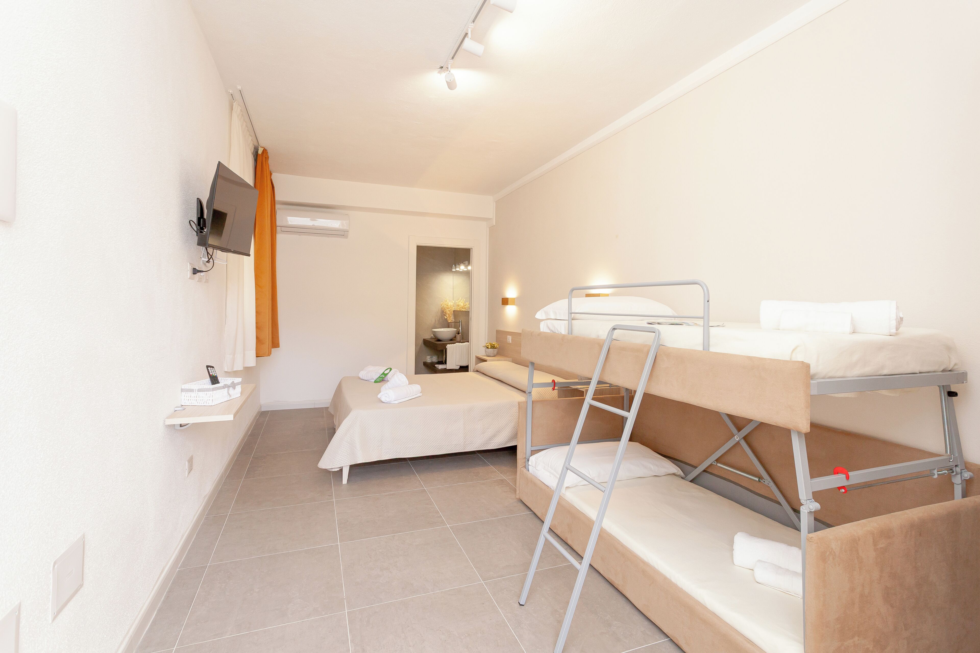 Comfort Quadruple Room, Pool View | Desk, free WiFi