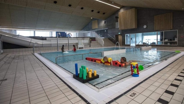 House | Pool