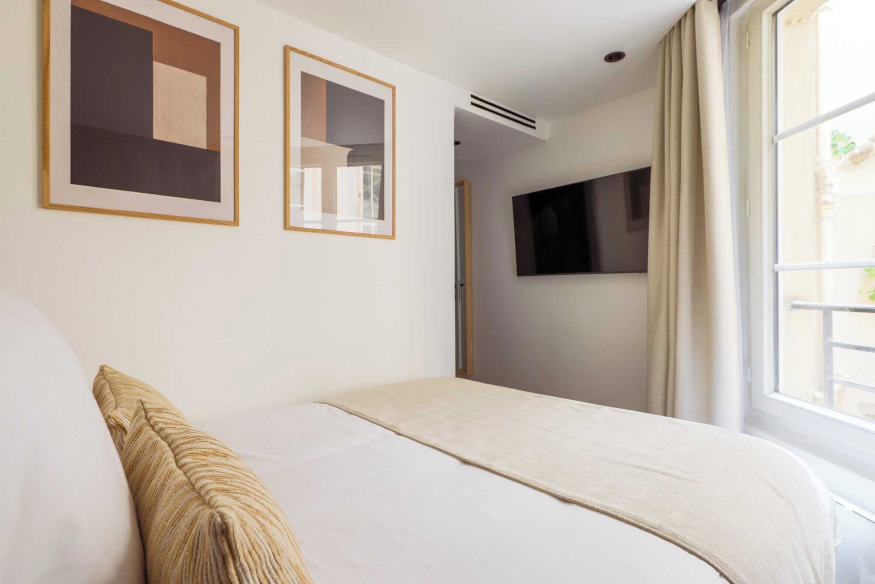 Apartment | 1 bedroom, bed sheets