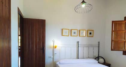 Santa Angela de la Cruz Apartment