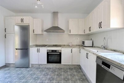 Santa Angela de la Cruz Apartment