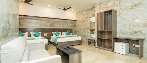 Premium Suite | Down comforters, in-room safe, desk, iron/ironing board