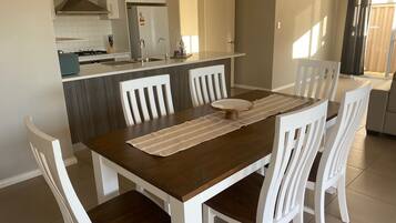 Family House | In-room dining