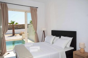 Tabla de planchar con plancha, wifi y ropa de cama 