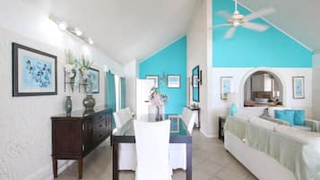 House, 4 Bedrooms | Interior
