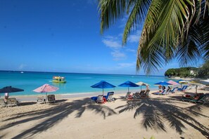 House, 4 Bedrooms | Beach