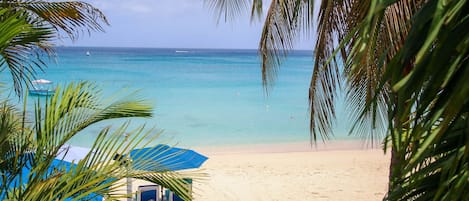 Apartment, 2 Bedrooms | Beach