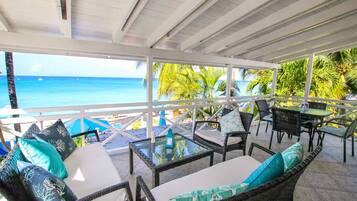 Apartment, 2 Bedrooms | Outdoor dining